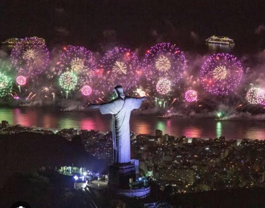 Apartamento Kitnet Com Vista Do Cristo E De Botafogo *